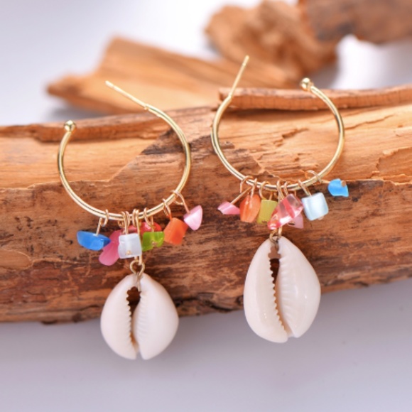 Jewelry - Seashell Drop Dangle Bead Earrings